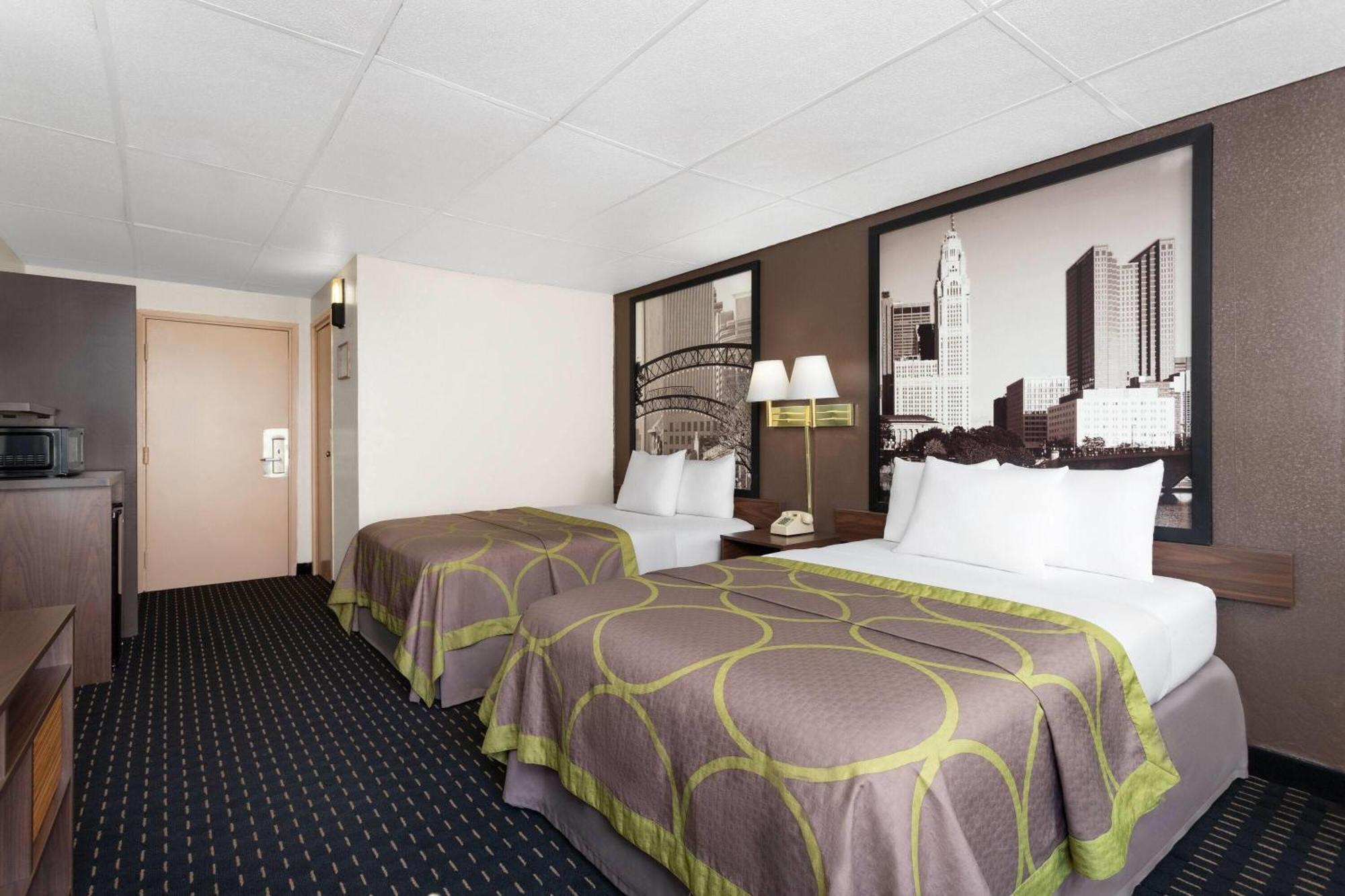 Hotel Super 8 By Wyndham Columbus