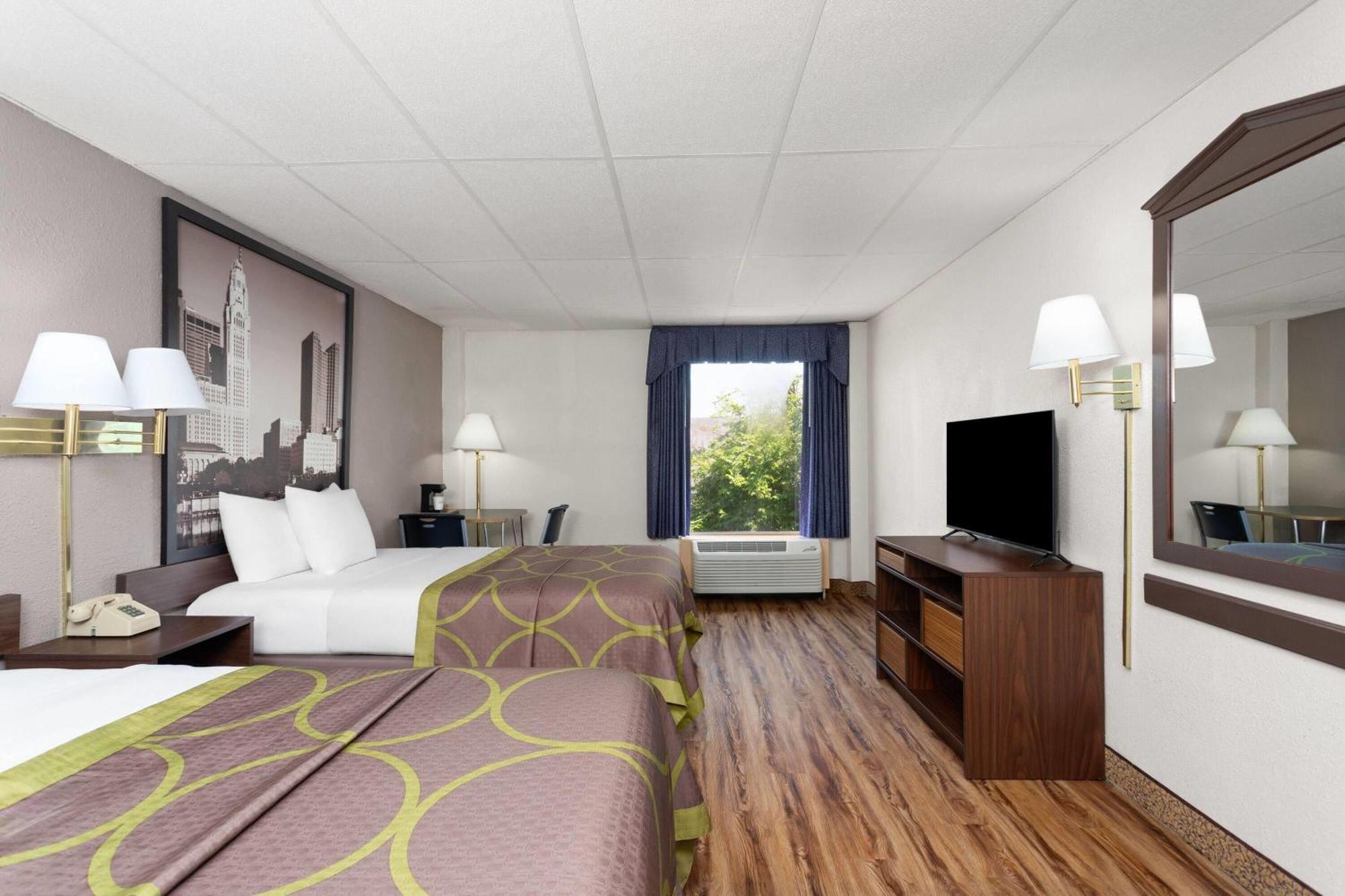 Super 8 By Wyndham Columbus